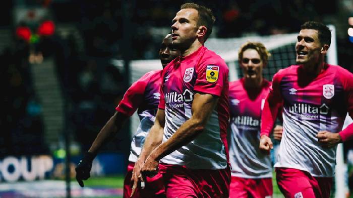 Nhận định, soi kèo Blackpool vs Huddersfield, 2h45 ngày 8/2