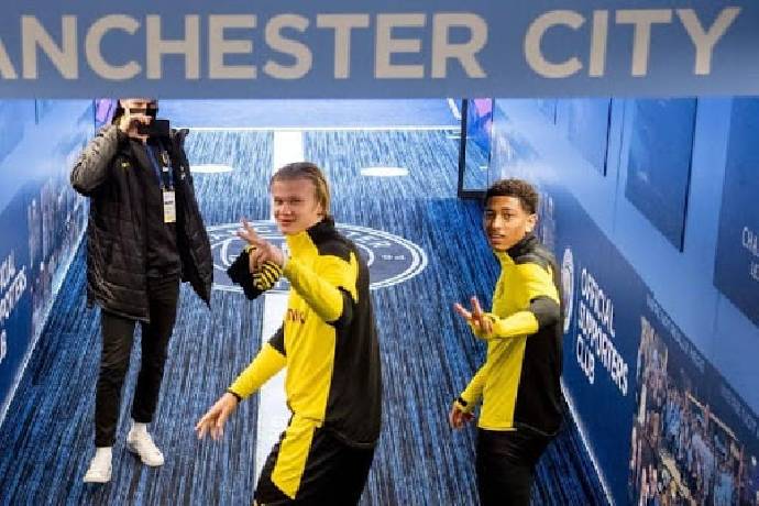 Haaland 'thả th&iacute;nh' Man City ngay trước thềm đại chiến