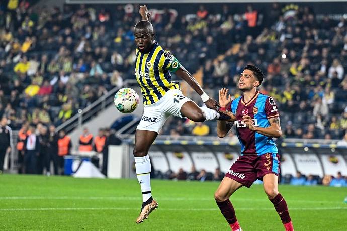 Nhận định, soi k&egrave;o Fenerbahce vs Trabzonspor, 22h59 ng&agrave;y 6/4: Tiếp tục đua v&ocirc; địch