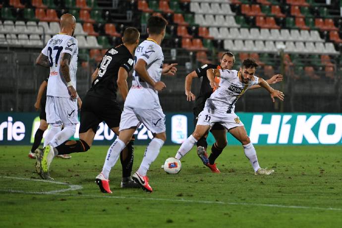 Nhận định, soi kèo Venezia vs Juve Stabia, 20h00 ngày 6/4: Khách gặp khó