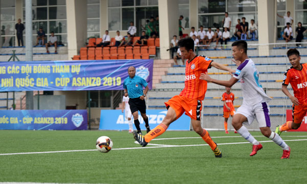 Bảng xếp hạng giải hạng Nh&igrave; Quốc gia 2019: L&acirc;m Đồng v&agrave;o b&aacute;n kết