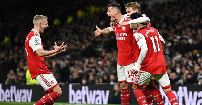 Arsenal c&oacute; vũ kh&iacute; b&iacute; mật cho cuộc đua v&ocirc; địch