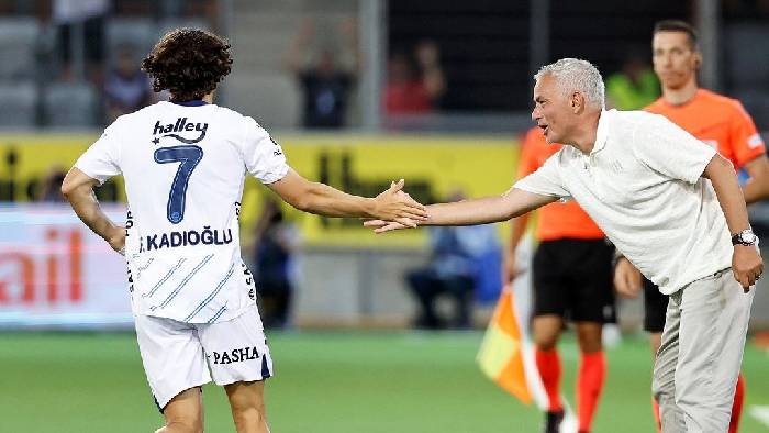 Si&ecirc;u m&aacute;y t&iacute;nh dự đo&aacute;n Lille vs Fenerbahce, 01h30 ng&agrave;y 7/8