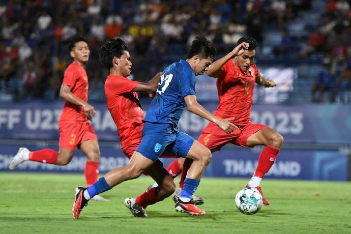 Nhận định, soi kèo Việt Nam vs Campuchia, 20h00 ngày 7/8: Dạo chơi trong mưa