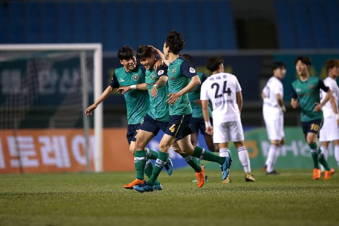 Nhận định, soi k&egrave;o Seongnam vs Ansan Greeners, 17h00 ng&agrave;y 6/9: Thu hẹp khoảng c&aacute;ch với top 5