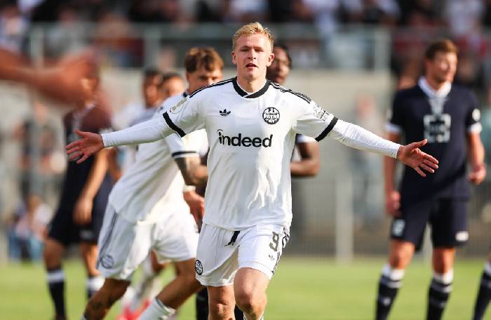 Soi kèo góc Eintracht Frankfurt vs Augsburg, 22h30 ngày 06/09