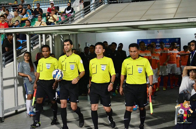 Trọng t&agrave;i Việt Nam vs Iraq: &ldquo;Thần may mắn&rdquo; của thầy tr&ograve; Park Hang Seo bắt ch&iacute;nh