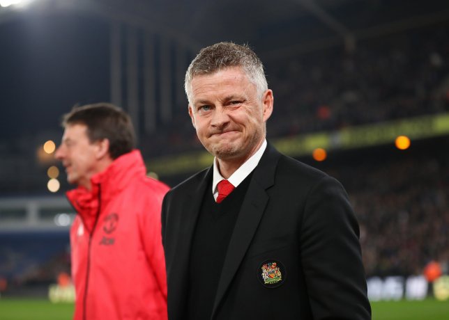 HLV Solskjaer muốn c&aacute;c cầu thủ MU được trọng t&agrave;i bảo vệ