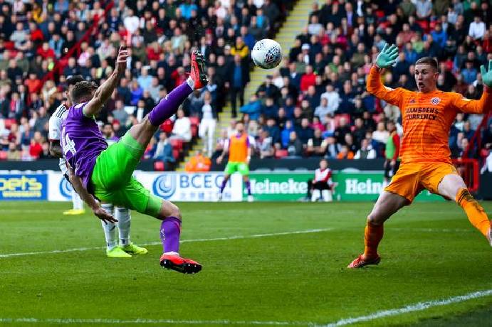 Bristol vs Sheffield United (22h 9/1): Chiến thắng đầu ti&ecirc;n