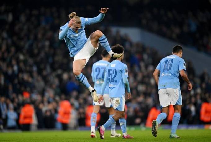 Mưa g&ocirc;n hiệp 1, Man City nhẹ nh&agrave;ng hạ Copenhagen th&ecirc;m lần nữa