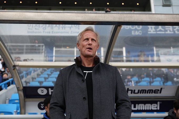 Không ghi bàn, Công Phượng vẫn được HLV Incheon bảo vệ