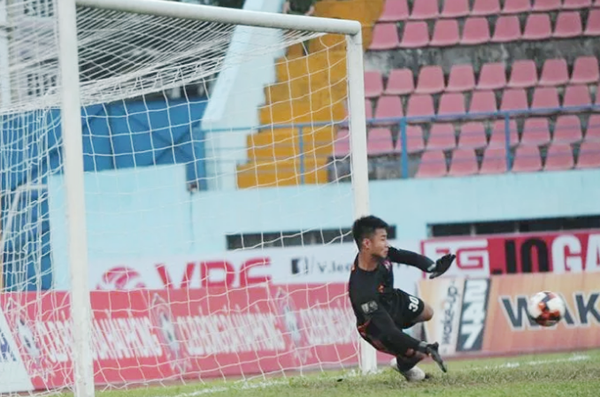 Văn Toản tiết lộ bí kíp thắng Văn Toàn trên chấm 11m