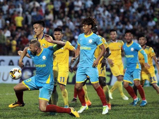 SLNA v&agrave; Kh&aacute;nh H&ograve;a lọt v&agrave;o top 10 CLB sử dụng cầu thủ &iacute;t nhất thế giới