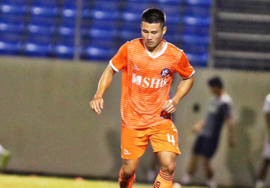 Nguyễn Phi Hoàng - cầu thủ trẻ nhất lịch sử V-League là ai?