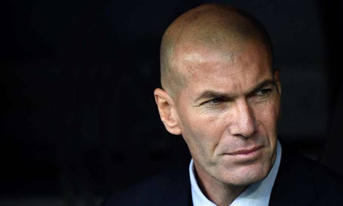Zinedine Zidane c&acirc;n nhắc từ chức sau khi Real Madrid bị loại khỏi C1
