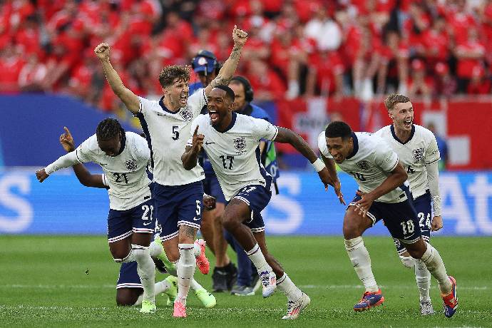 Lọt v&agrave;o b&aacute;n kết Euro 2024, đội tuyển Anh l&agrave;m điều chưa từng thấy