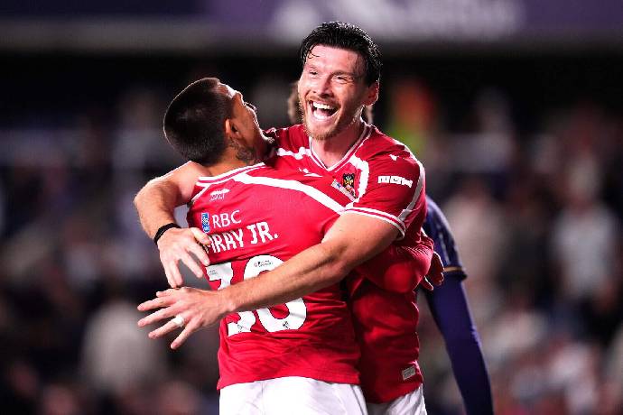 Nhận định, soi kèo Wrexham vs Burnley, 1h45 ngày 9/9: Khó khăn bủa vây