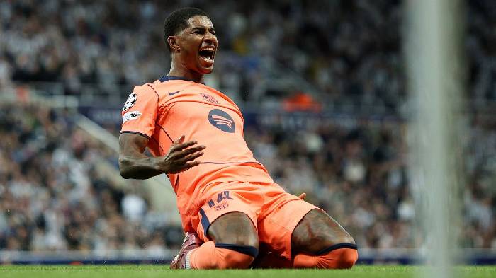 Barcelona sẵn sàng vung tiền mua đứt Rashford