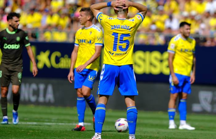 Nhận định, soi kèo Arandina vs Cadiz, 1h00 ngày 8/12