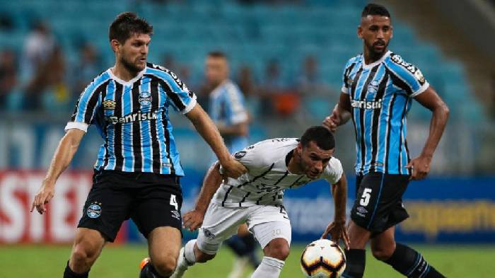 Fortaleza vs Gremio, 7h ngày 10/1: Rơi vào vòng nguy hiểm