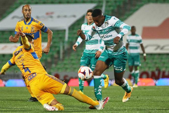 Soi kèo phạt góc Santos Laguna vs Tigres UANL, 8h00 ngày 9/1