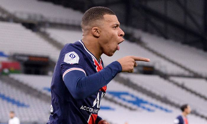 Kylian Mbappe xô đổ kỷ lục bứt tốc của Alphonso Davies