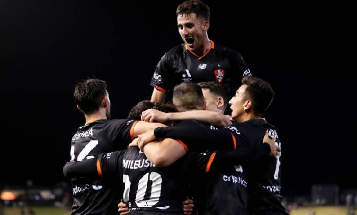 Soi kèo phạt góc Brisbane Roar vs Central Coast, 15h45 ngày 10/2