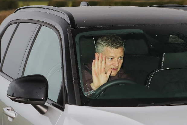 MU vs Barcelona: Solskjaer họp khẩn để bắt bài đối thủ