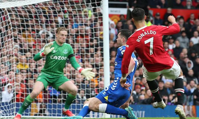 Matt Law dự đo&aacute;n Everton vs MU, 18h30 ng&agrave;y 9/4