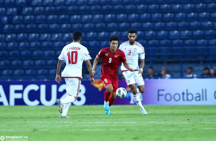 Hà Đức Chinh nói không với HAGL để về Topenland Bình Định?