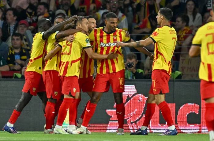 Soi kèo góc RC Lens vs Nantes, 01h45 ngày 09/05