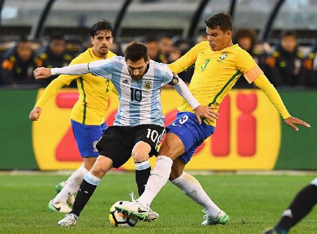 Soi bảng dự đo&aacute;n tỷ số ch&iacute;nh x&aacute;c Brazil vs Argentina, 7h ng&agrave;y 11/7