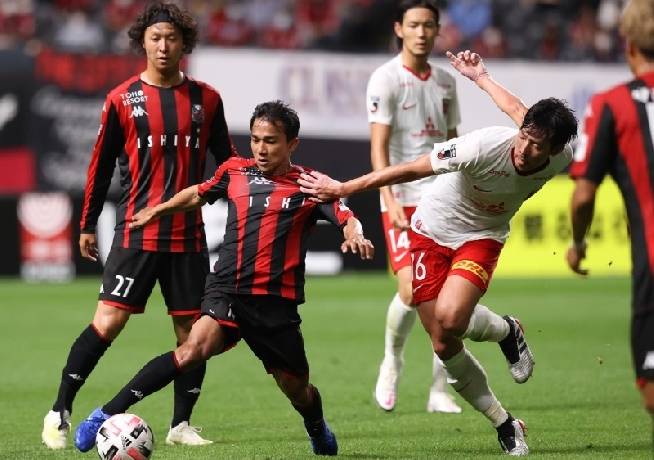 Soi kèo phạt góc Consadole Sapporo vs Urawa Red Diamonds, 13h ngày 9/8