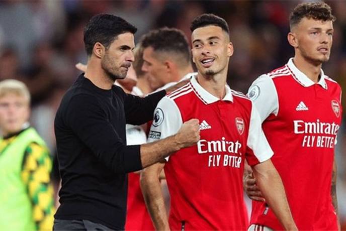 CH&Iacute;NH THỨC ! Chấp nhận mất trắng 2000 tỷ, Arsenal tống khứ xong 'b&aacute;o thủ'