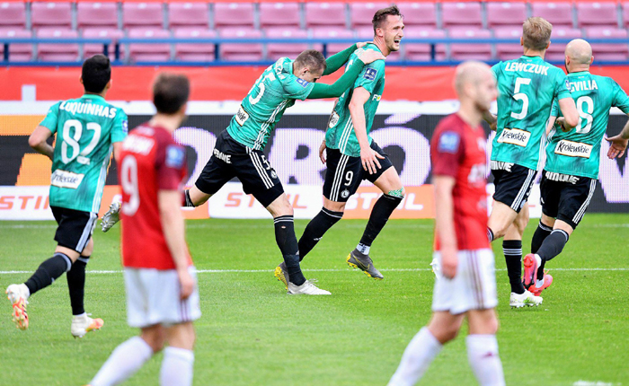 Nhận định Legia Warszawa vs Cracovia, 1h15 ngày 10/10