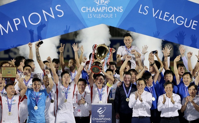 Chùm ảnh Viettel vô địch V-League 2020 trên sân Thống Nhất
