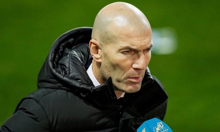 Zinedine Zidane l&ecirc;n tiếng l&agrave;m r&otilde; tương lai tại Real Madrid