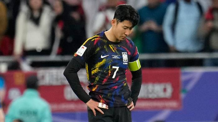 Son Heung Min: &lsquo;T&ocirc;i kh&ocirc;ng xứng đ&aacute;ng l&agrave; đội tuyển ĐT H&agrave;n Quốc&rsquo;