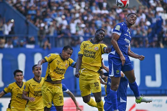 Nhận định, soi kèo PSBS Biak Numfor vs Semen Padang, 20h30 ngày 9/3: Trận chung kết ngược