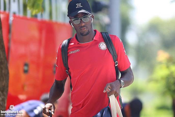 Diakite tìm được bến đỗ mới sau 2 ngày bị TP.HCM thanh ký hợp đồng