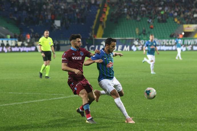 Soi k&egrave;o t&agrave;i xỉu h&ocirc;m nay 10/4: Rizespor vs Trabzonspor