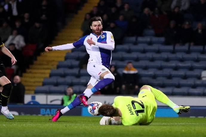 Soi kèo phạt góc Huddersfield vs Blackburn, 18h30 ngày 10/4