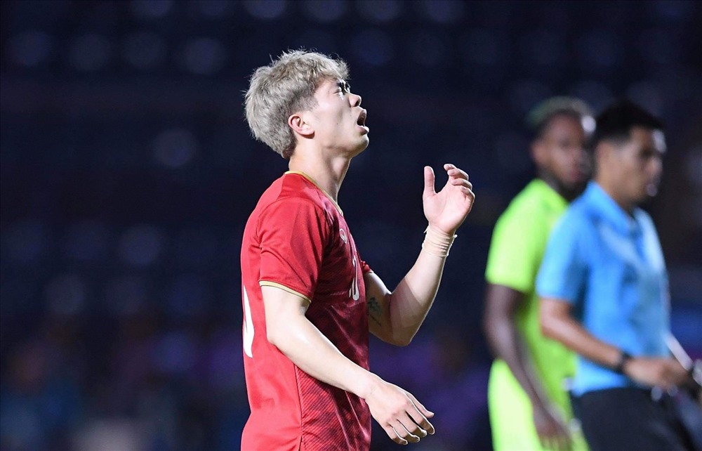 Công Phượng nói gì khi trượt Pen khiến Việt Nam về nhì?