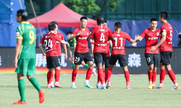 Soi kèo phạt góc Changchun YaTai vs Hebei CFFC, 19h30 ngày 9/8