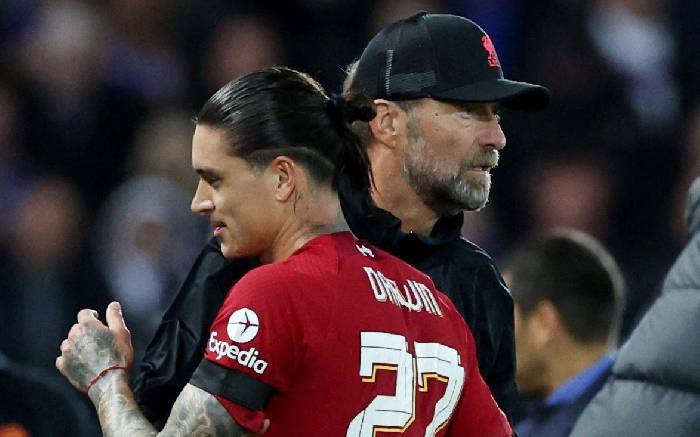 Hé lộ 'thần chú' đi mượn giúp Klopp 'thuần hoá' được Nunez