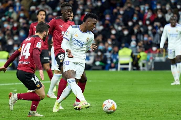 Ph&acirc;n t&iacute;ch k&egrave;o hiệp 1 Real Madrid vs Valencia, 2h00 ng&agrave;y 12/1