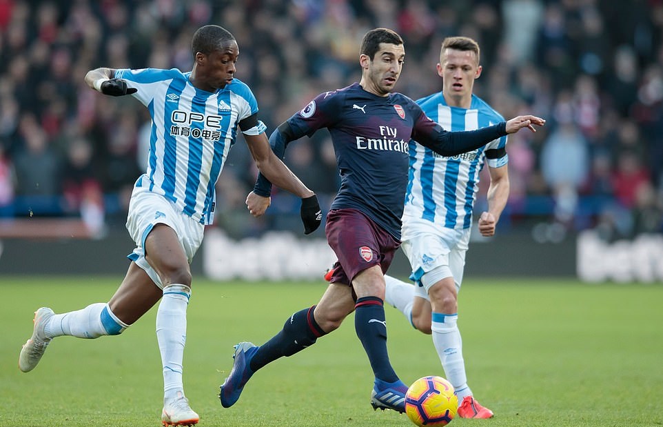 Xem lại Huddersfield vs Arsenal (Premier League, Ngoại hạng Anh v&ograve;ng 26)