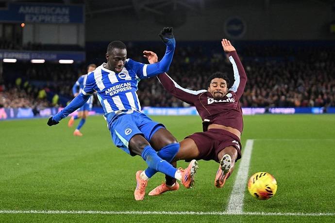 Siêu máy tính dự đoán Aston Villa vs Brighton, 2h30 ngày 12/2