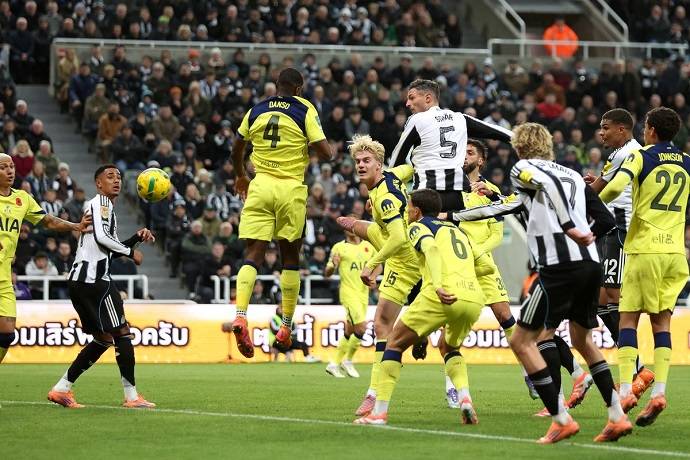 Siêu máy tính dự đoán Tottenham vs Newcastle, 2h30 ngày 11/2