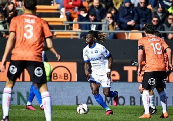 Soi kèo, dự đoán Macao Auxerre vs Rennes, 23h ngày 11/3